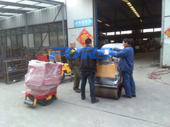 福瑞得機(jī)械座駕壓路機(jī)，手扶壓路機(jī)包裝發(fā)貨
